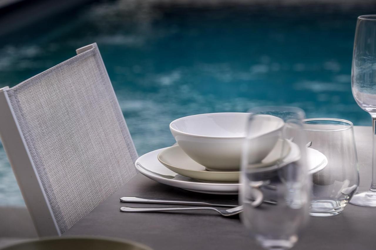 Chez Sabine Et Eric Maison Pour 6 Personnes Avec Piscine Chauffee Andenne Kültér fotó